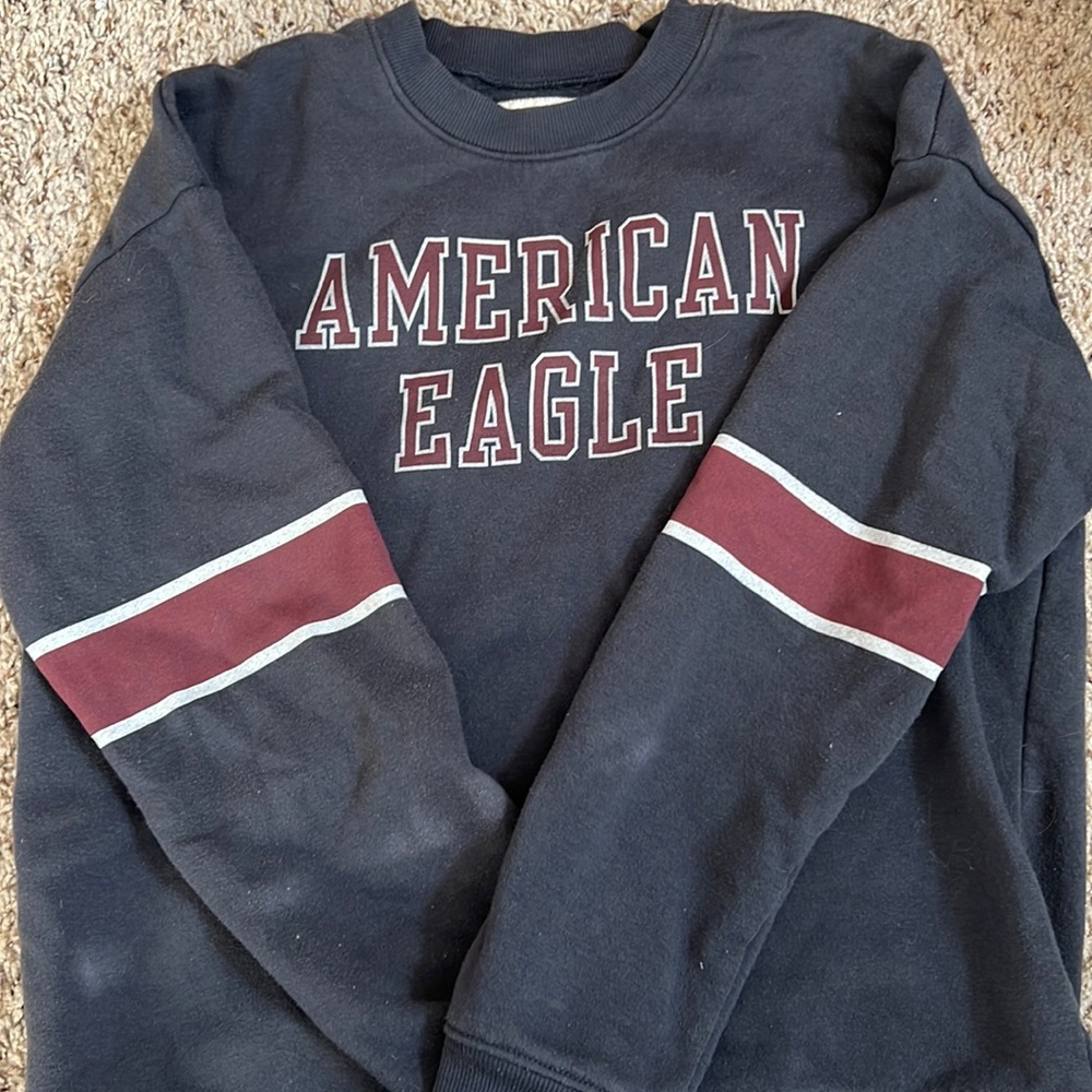 American Eagle Crewneck